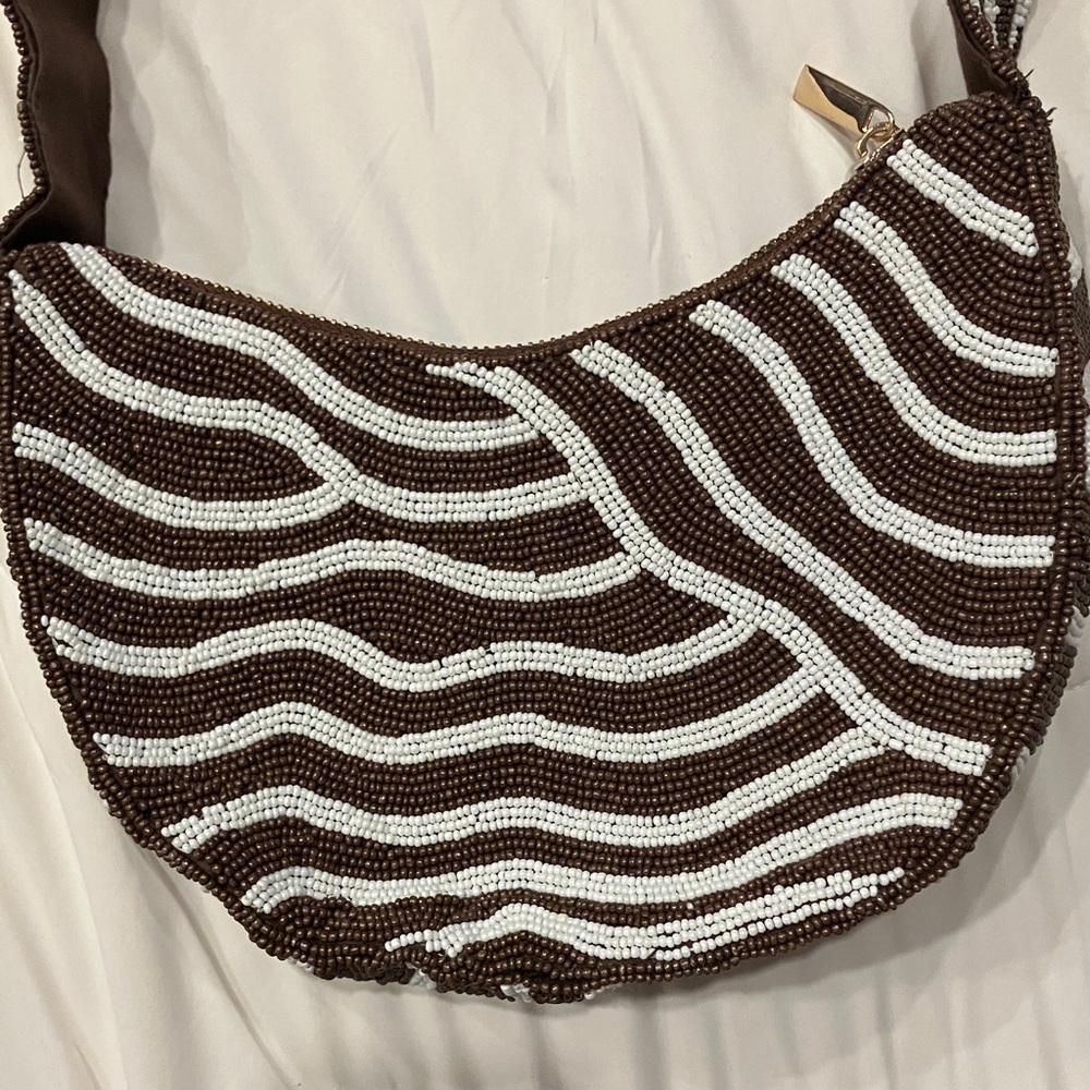 Beaded Brown And White Wavy Pattern Shoulder Bag - image 2